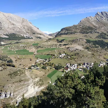 La Petite Ourse Superdevoluy Apartment *